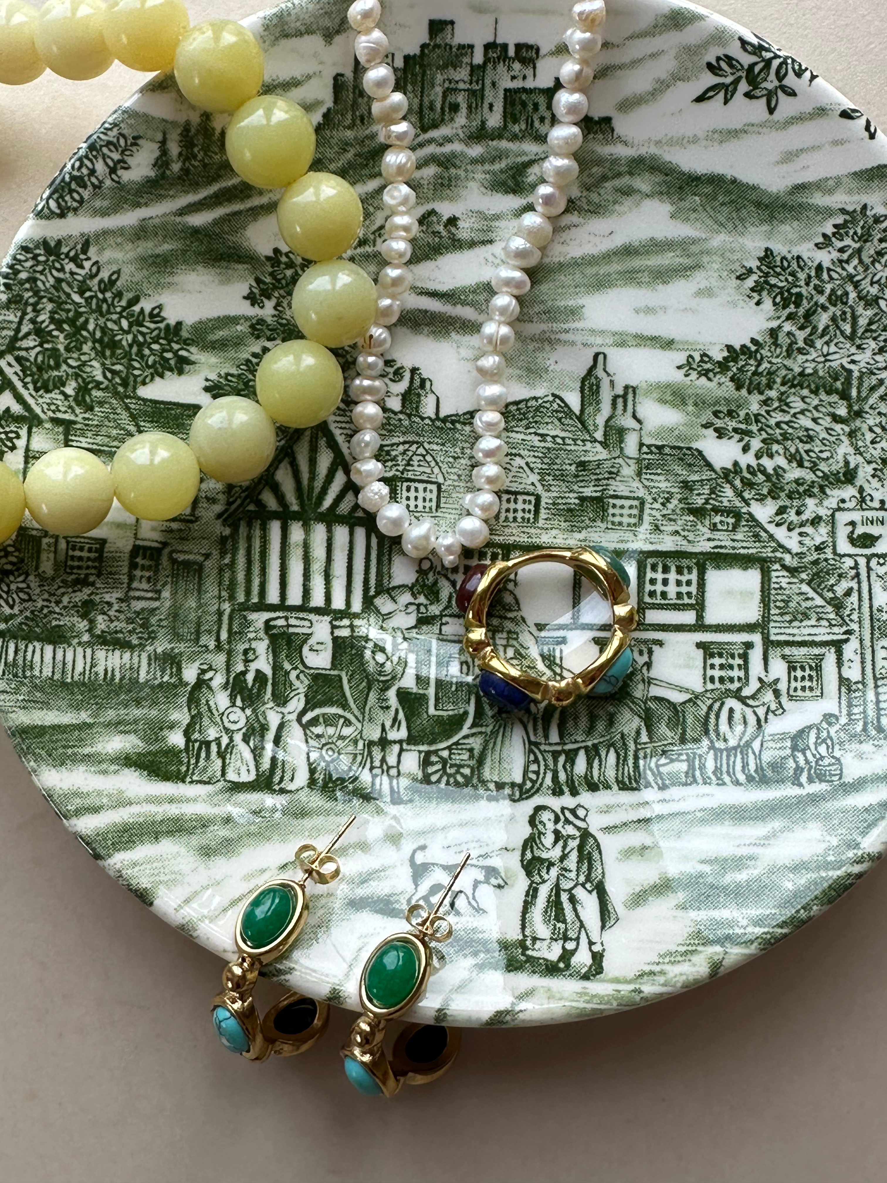 Summer Treasures Earring - Mixed Colours
